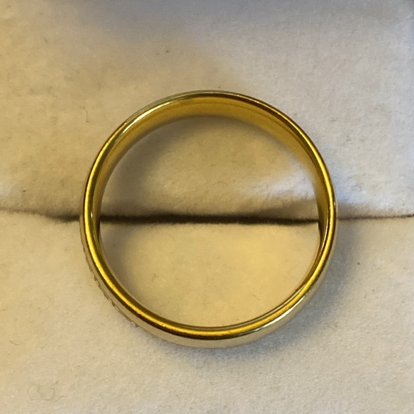 Gold-Tone Wedding Band (8.25) - Picture 3 of 4